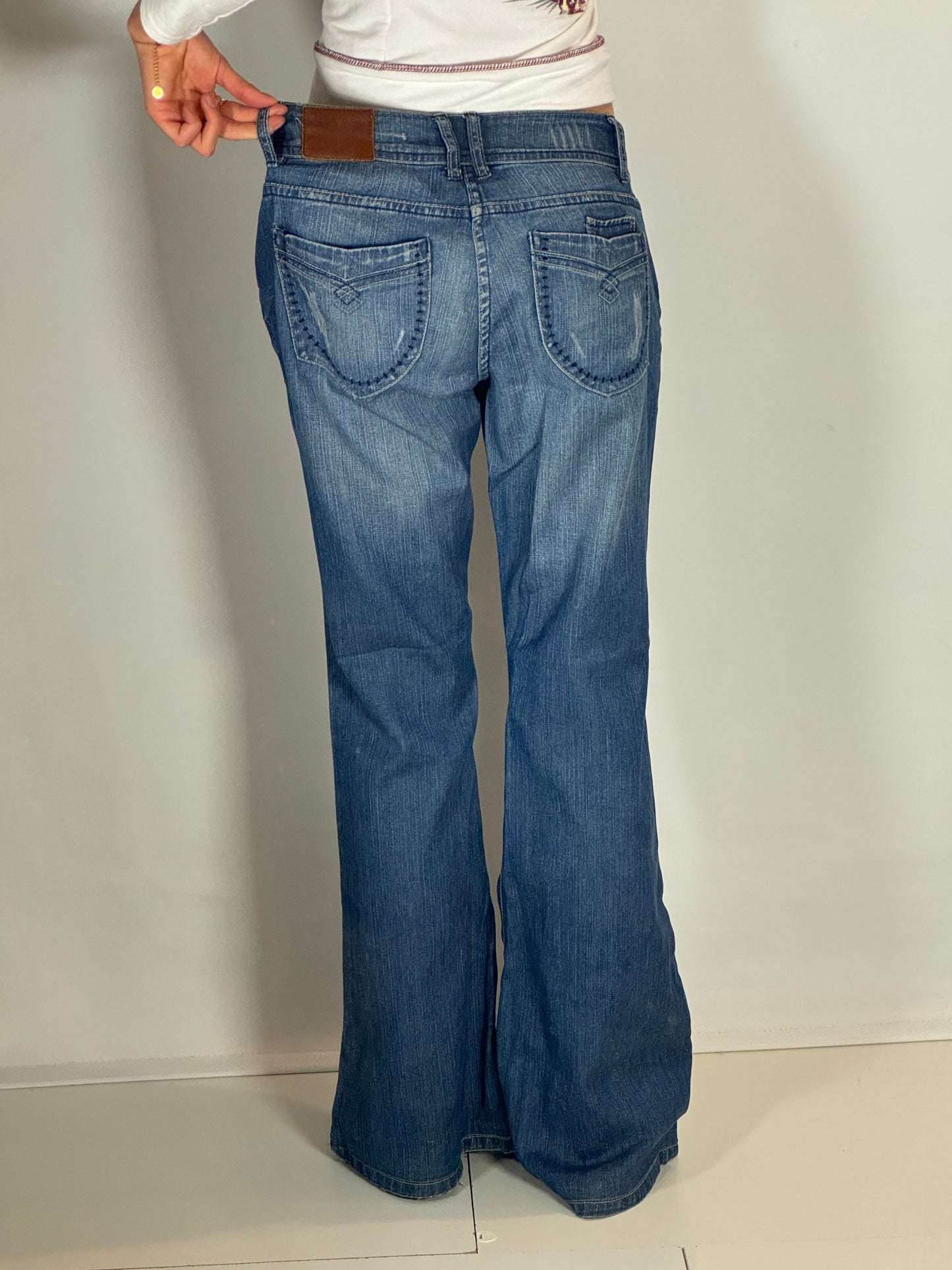 Lågmidjade jeans stl: