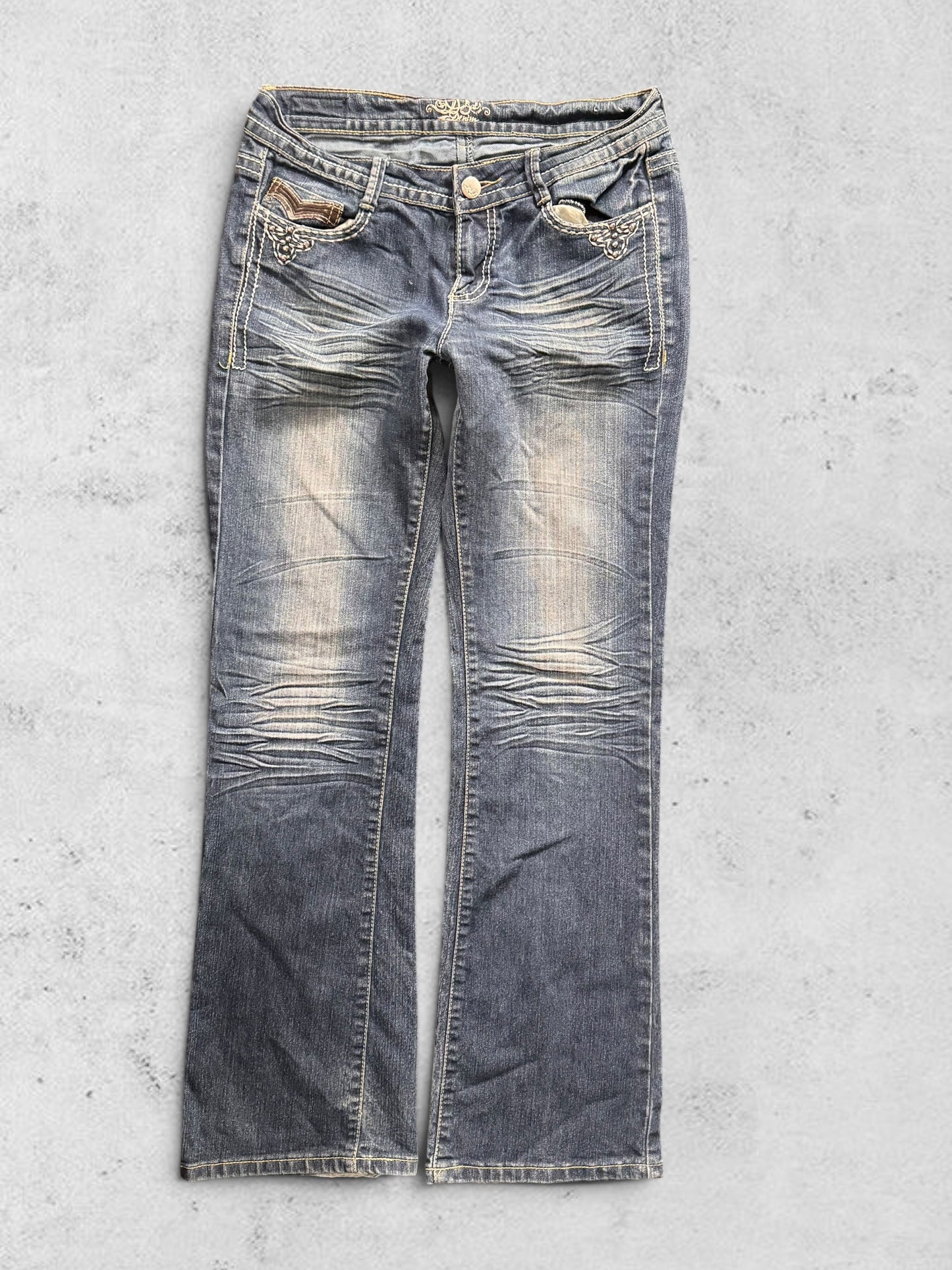 Utsvängda jeans stl: S
