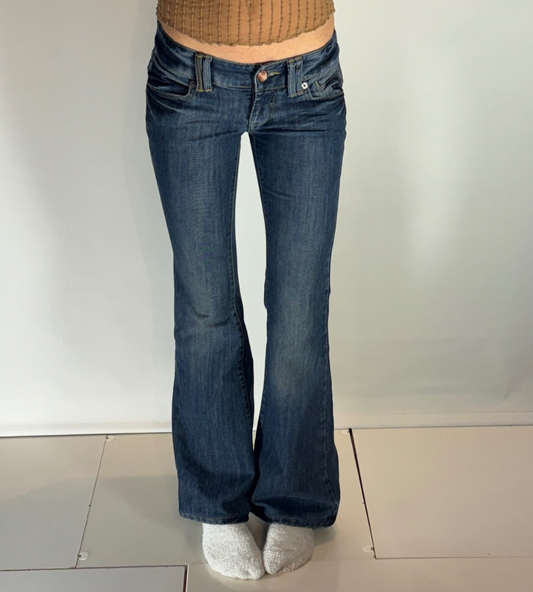 Lågmidjade jeans–stl: XS