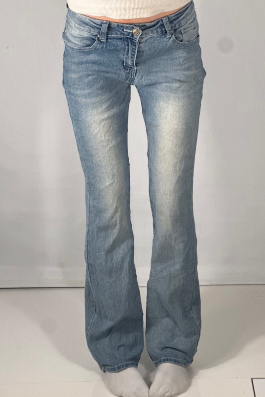 Utsvingte jeans str: XS