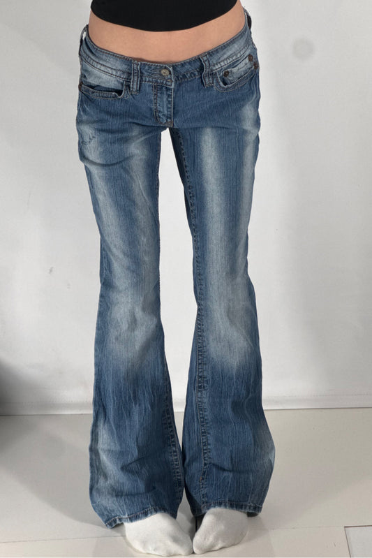 Lågmidjade jeans stl: M