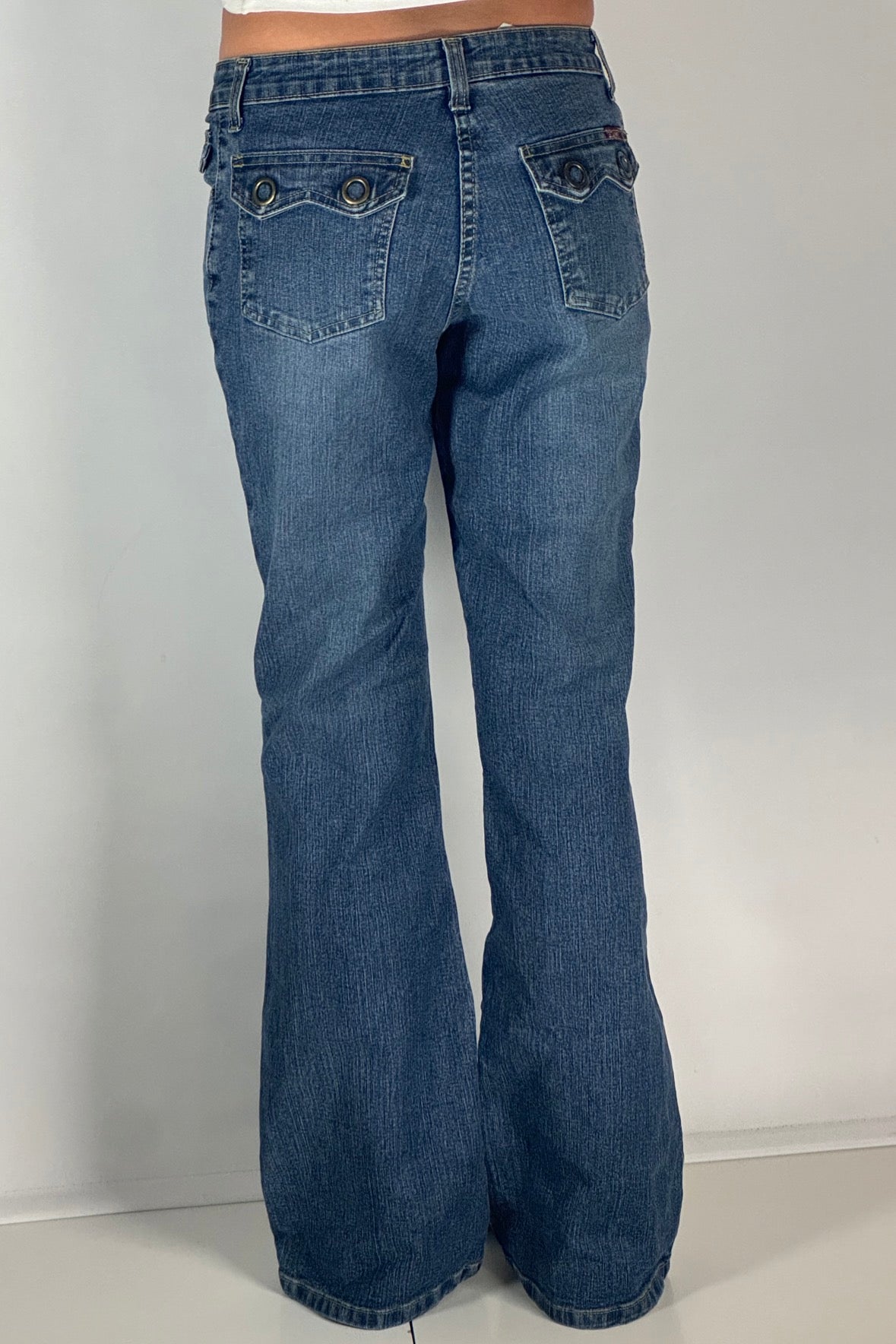 Utsvängda jeans stl: XS