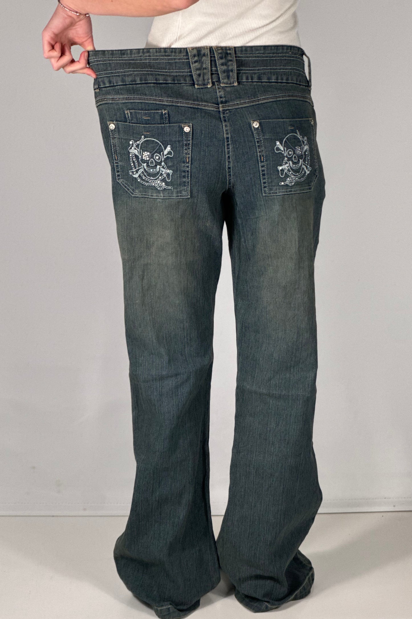 Lågmidjade jeans stl: L