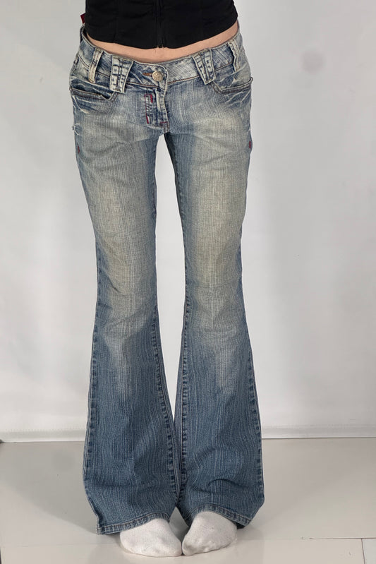 Lågmidjade jeans stl: M