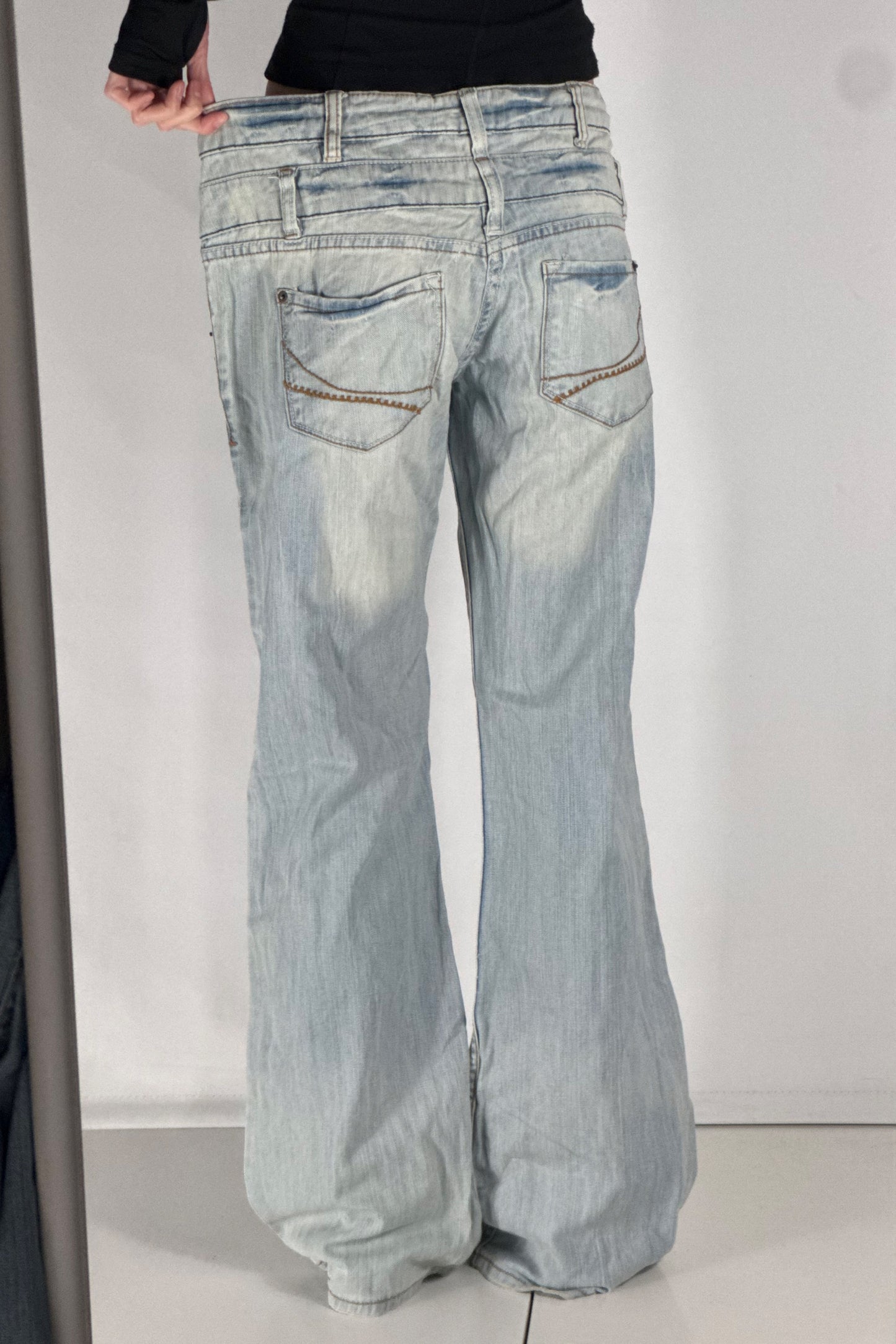 Lågmidjade jeans stl: M