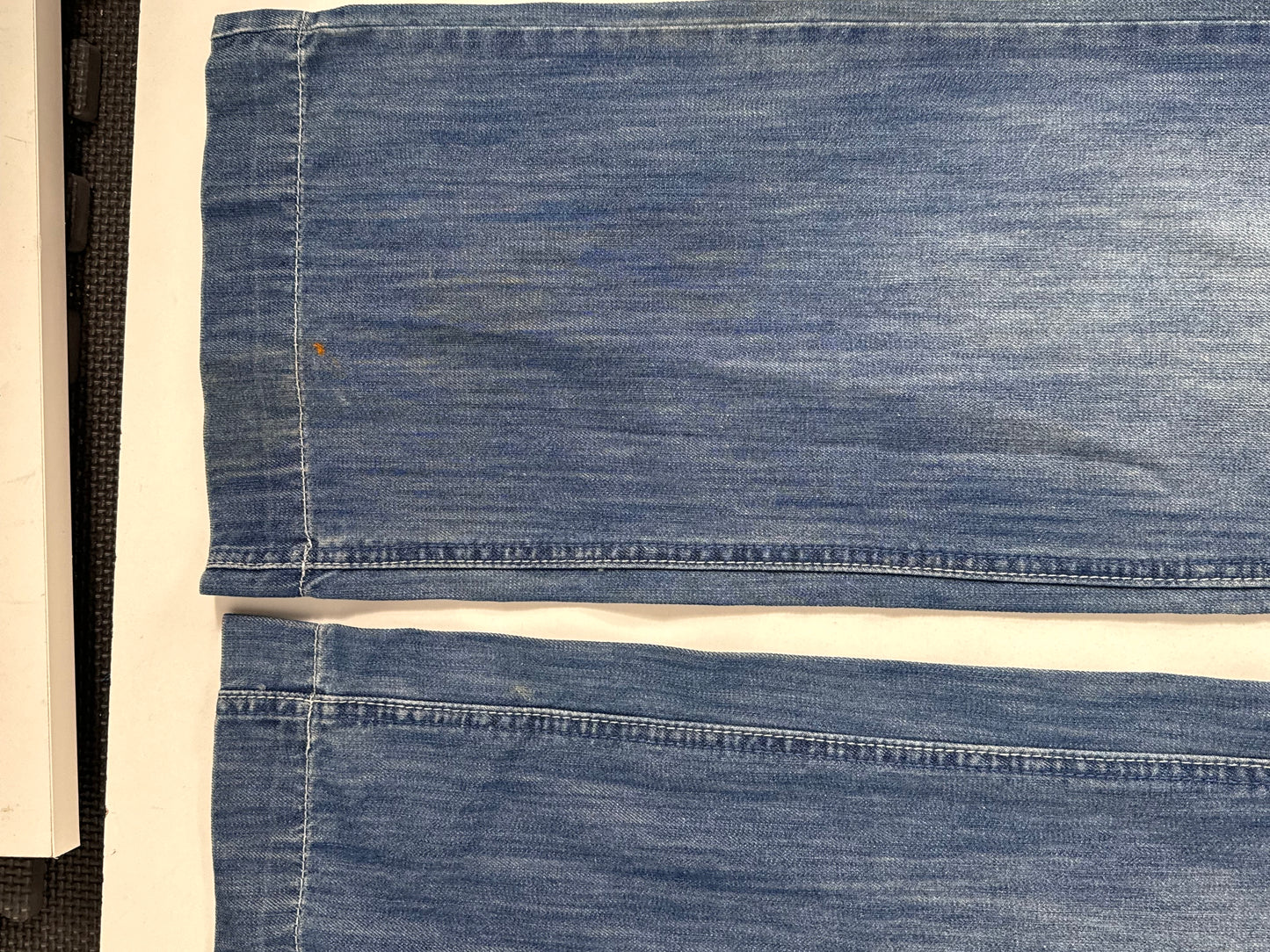 Utsvingte jeans str: M