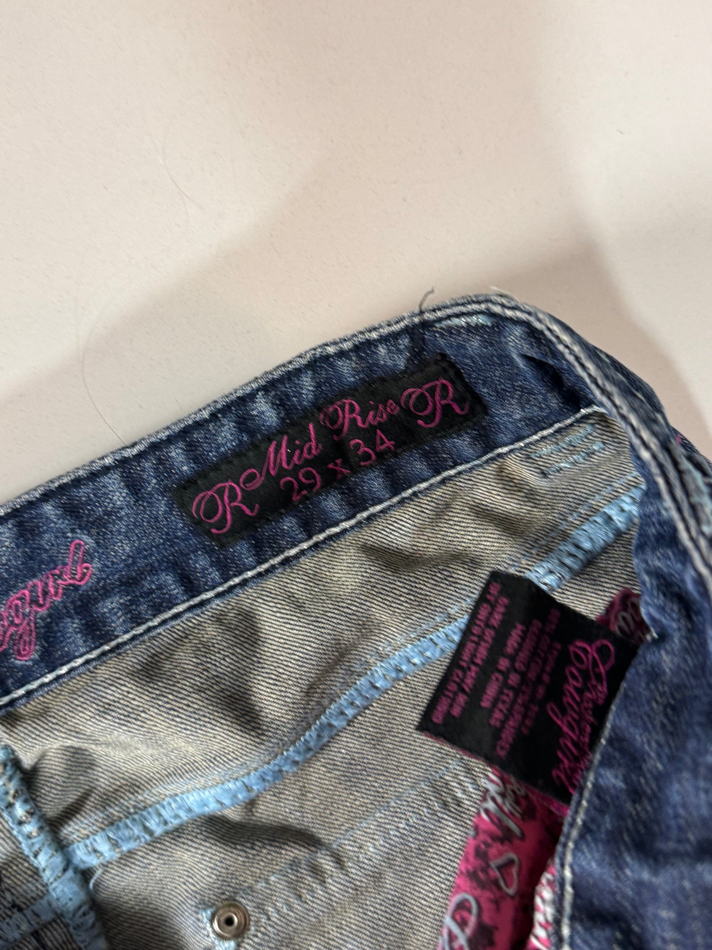 Utsvängda jeans stl: S/M