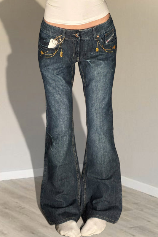 Lågmidjade jeans stl: M (W30/L32)