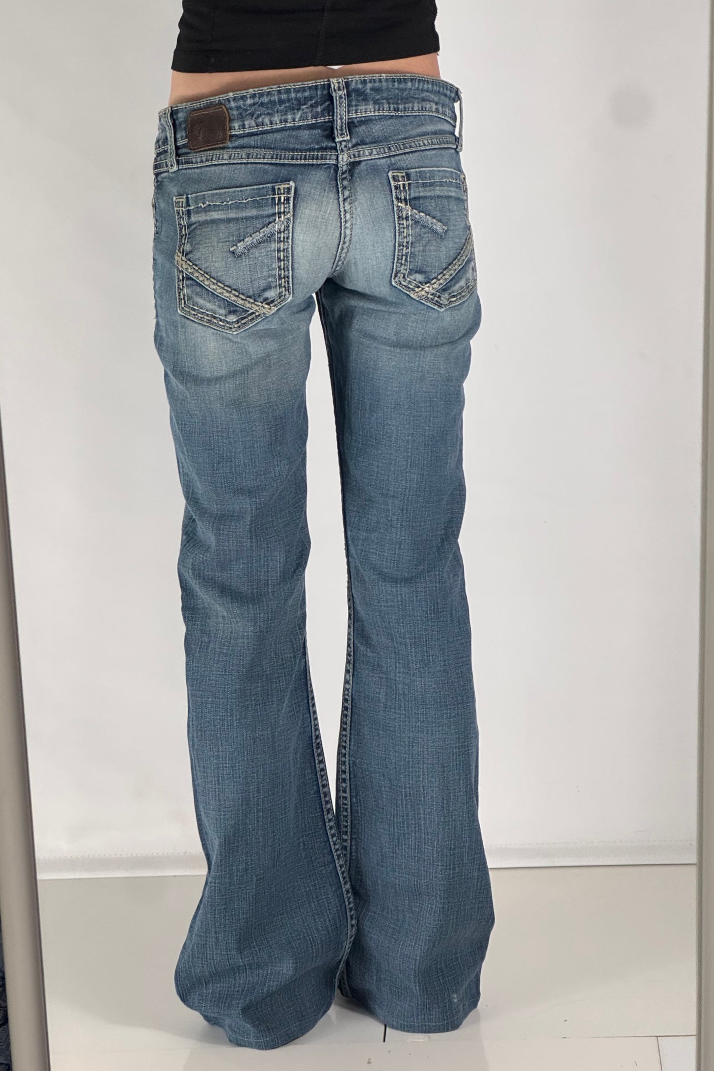 Lågmidjade jeans stl: M