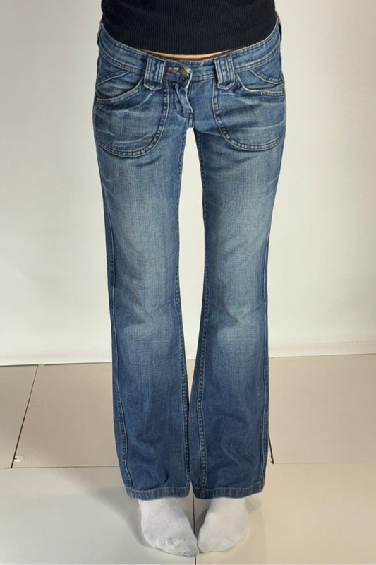 Lågmidjade jeans–stl: S