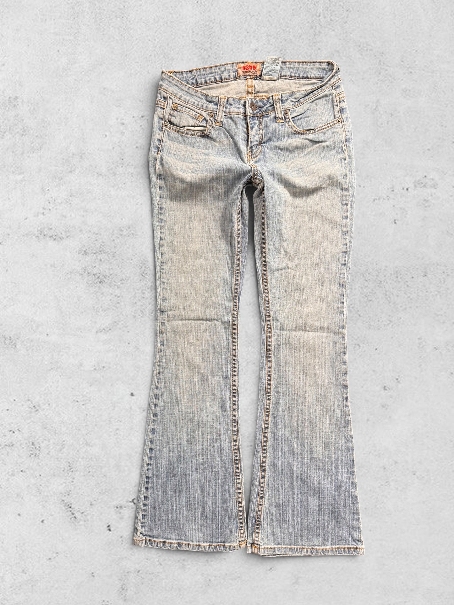 Lågmidjade jeans stl: (kopia 187)