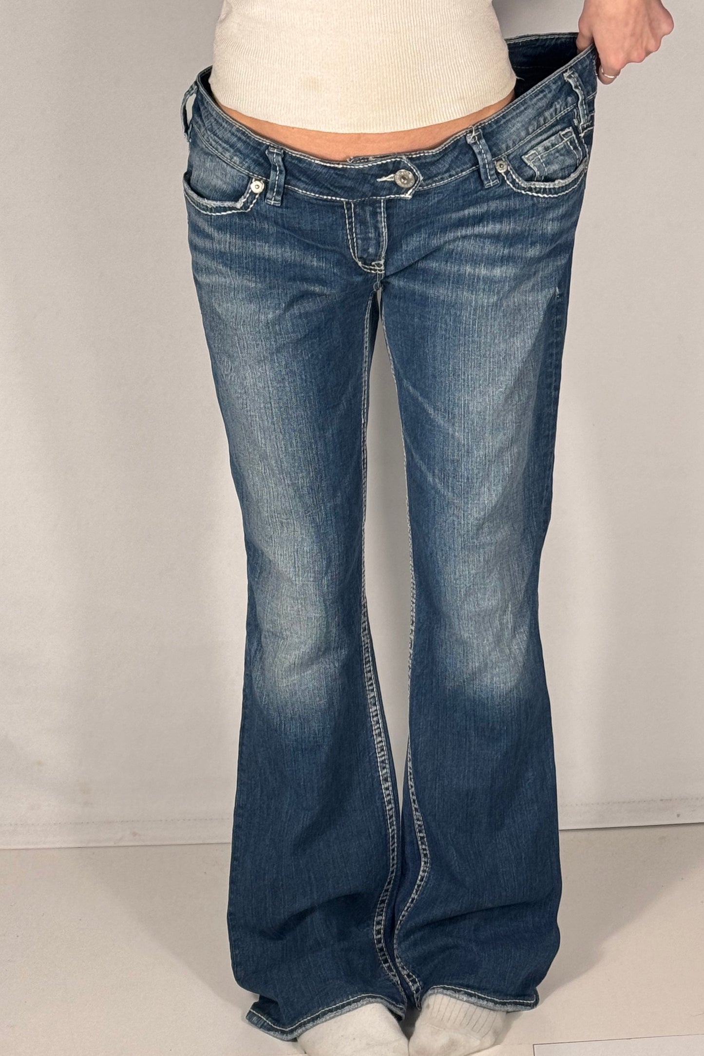 Lågmidjade jeans stl: L