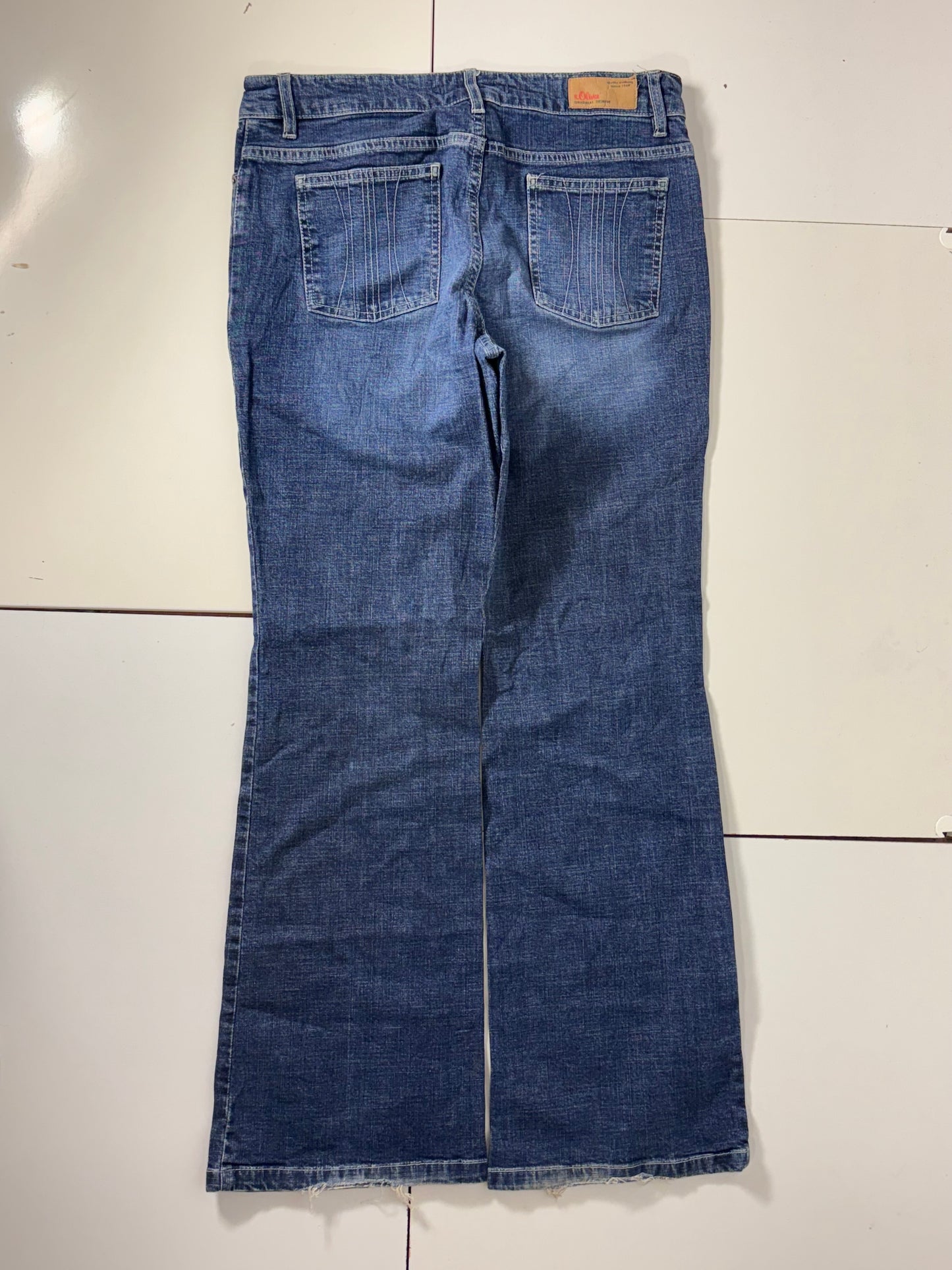 Utsvängda jeans stl: S/M