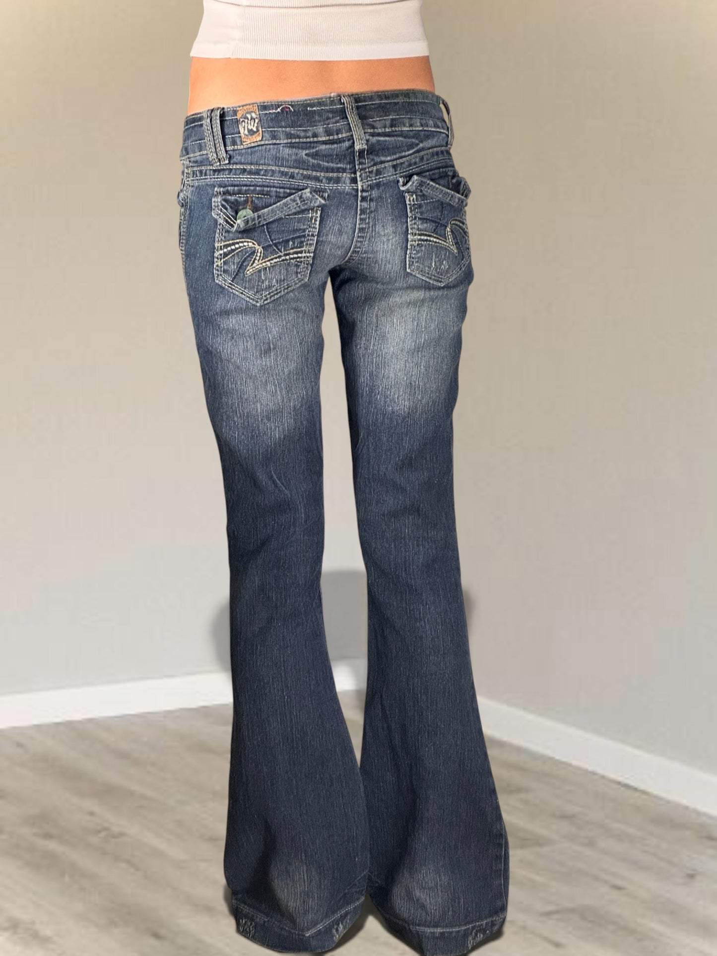 Lågmidjade jeans stl: (kopia 119)