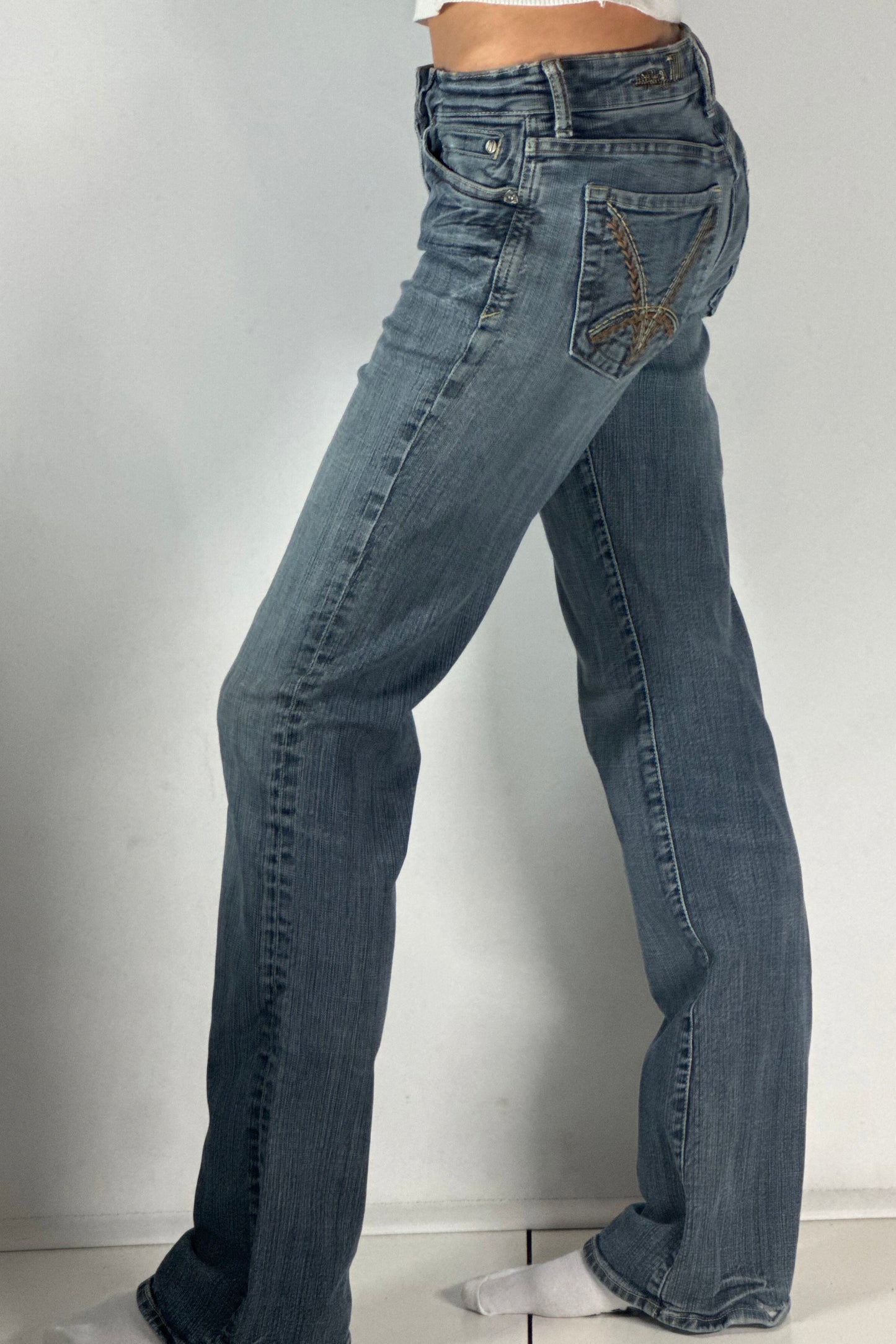 Utsvängda jeans stl: XS/S