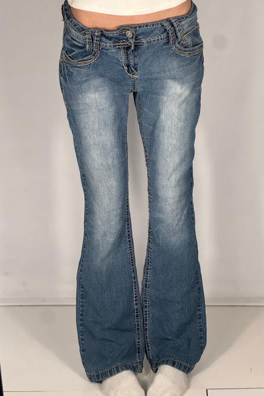 Lågmidjade jeans stl: M