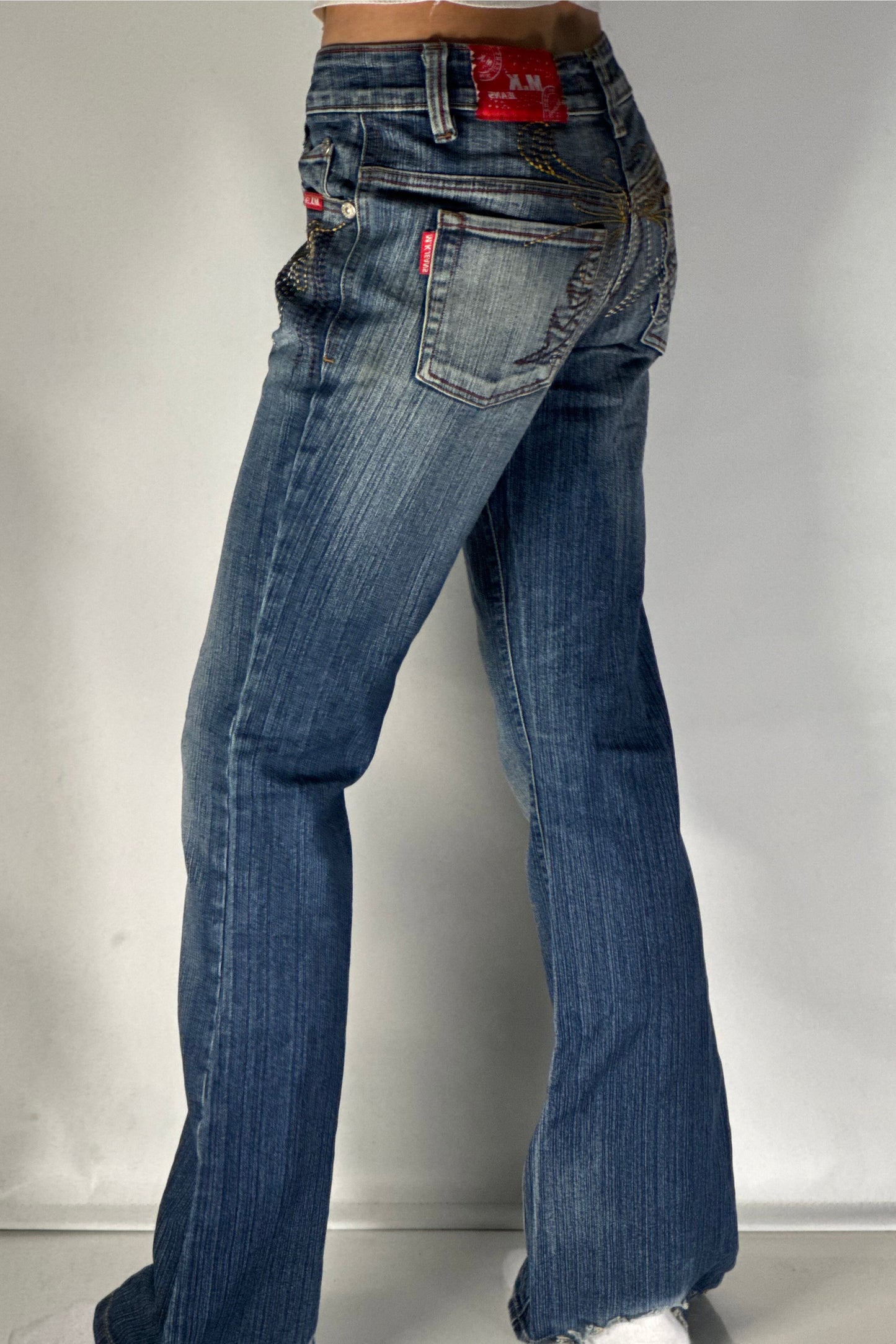 Utsvängda jeans stl: XS