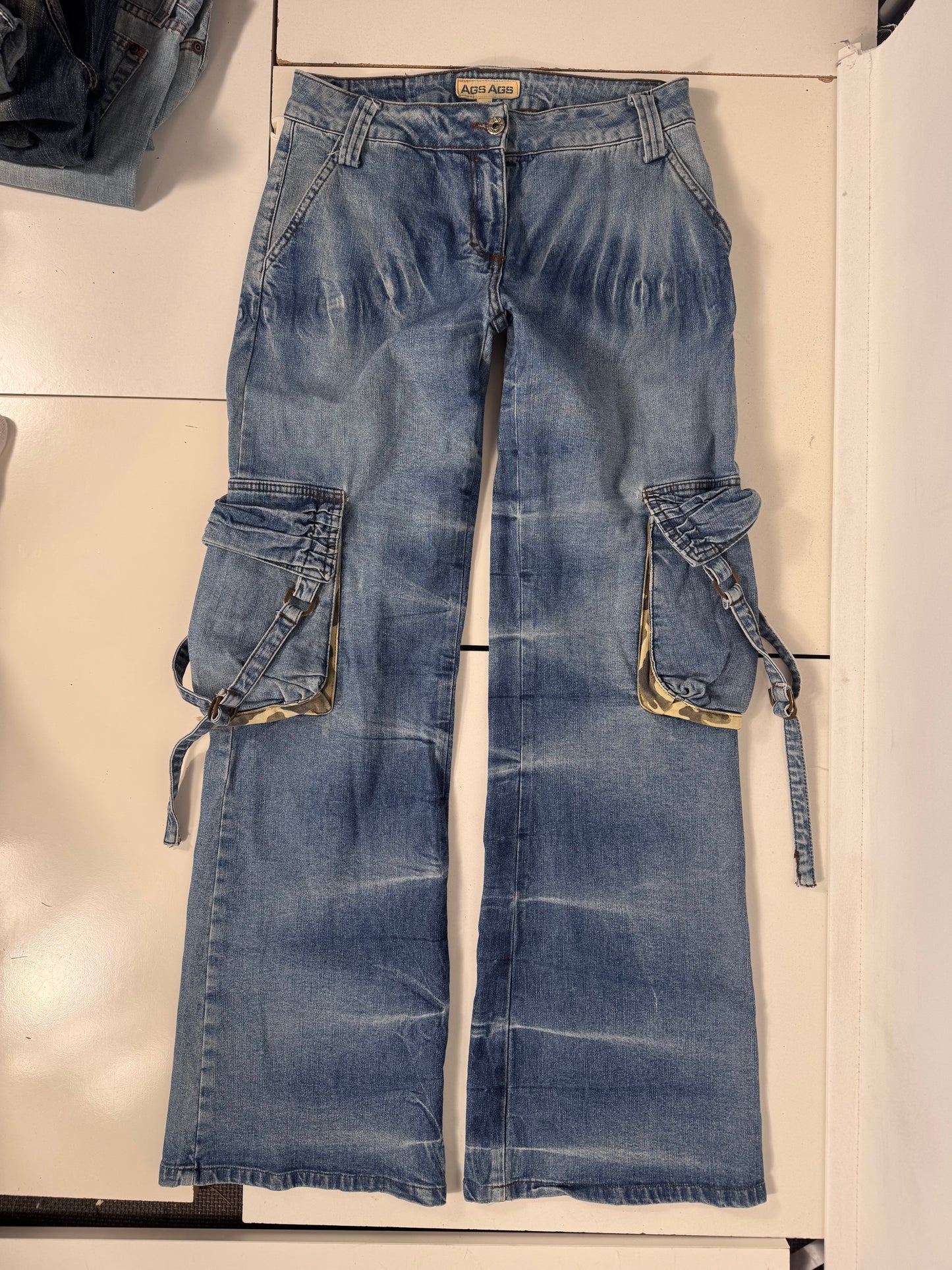 Utsvingte jeans str: XS/S