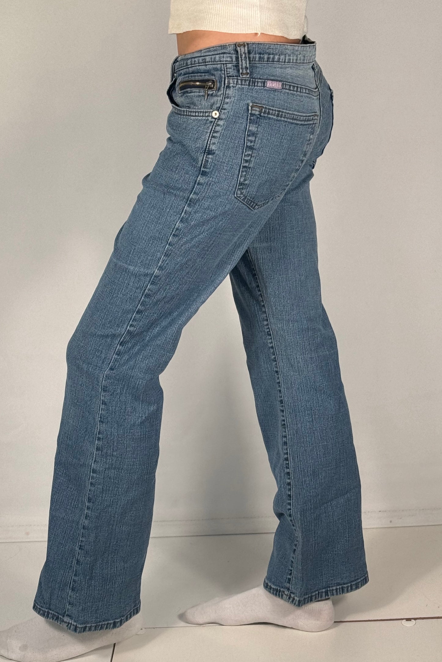 Utsvingte jeans str: S
