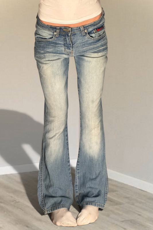Utsvängda jeans stl: XS