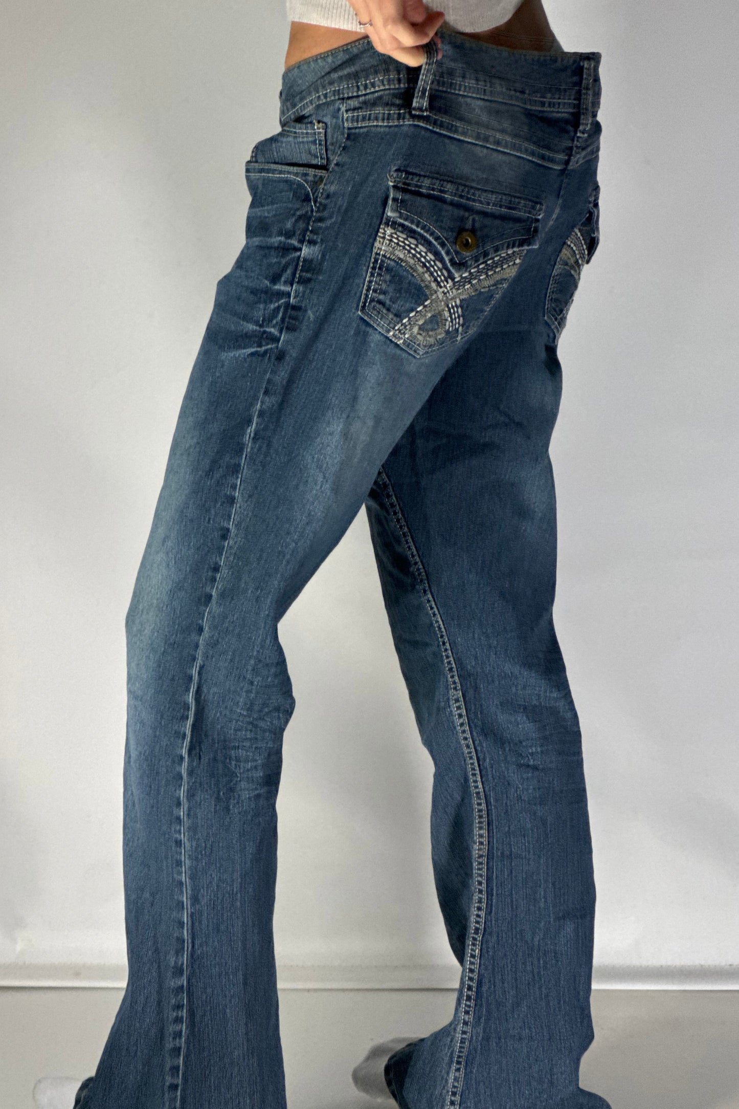 Lågmidjade jeans stl: M