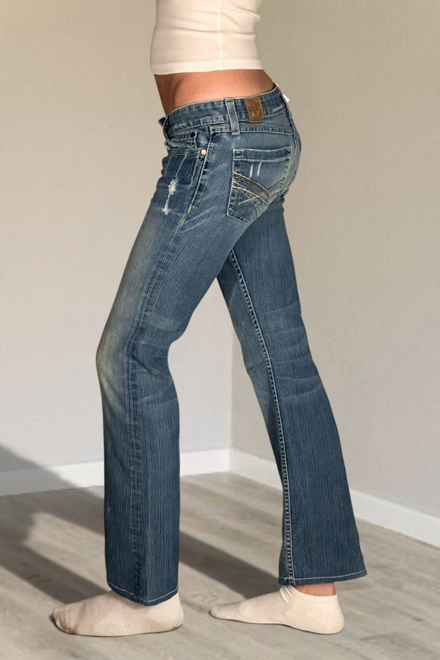 Low-rise jeans size: XXS