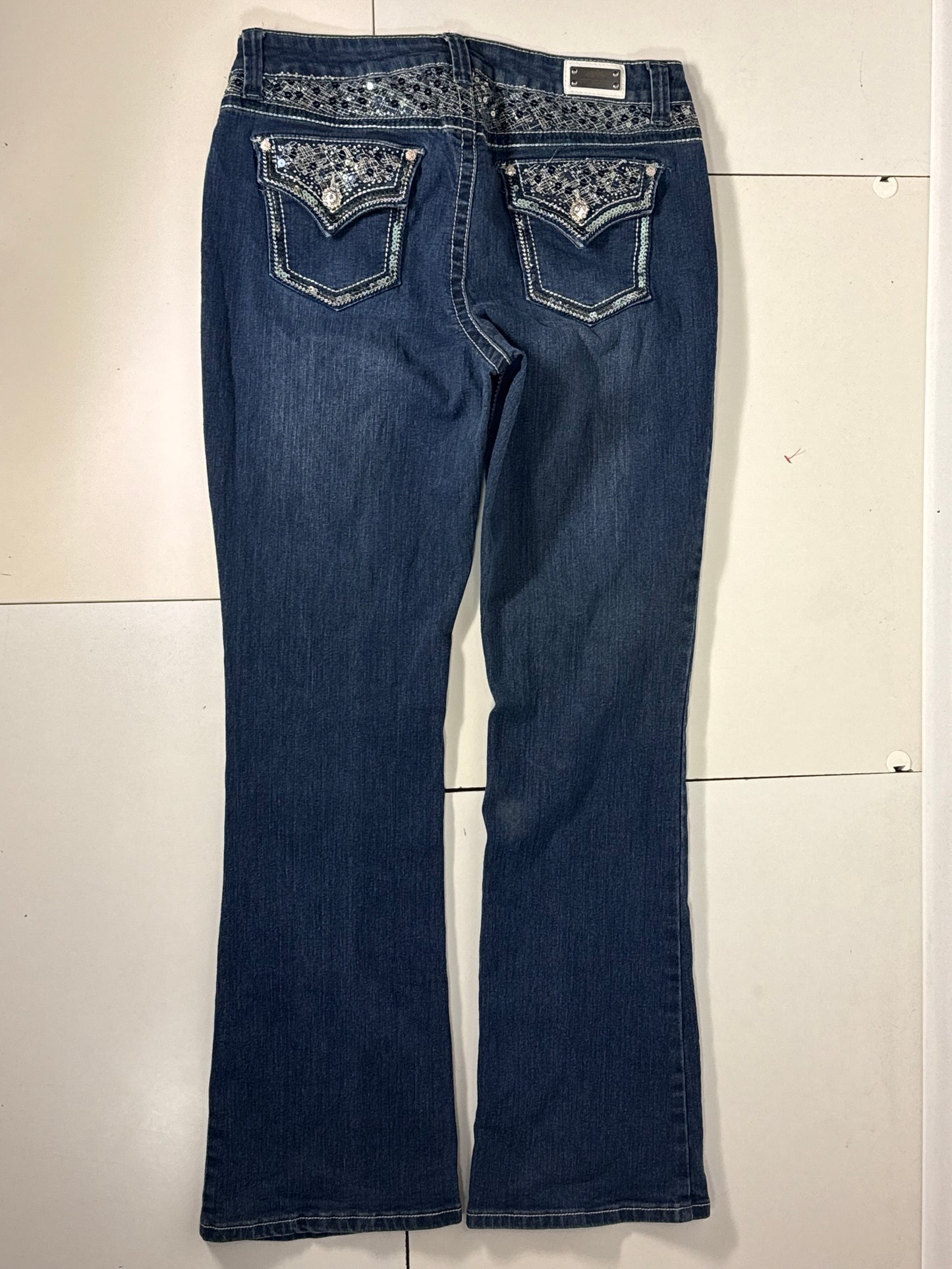 Utsvängda jeans stl: L