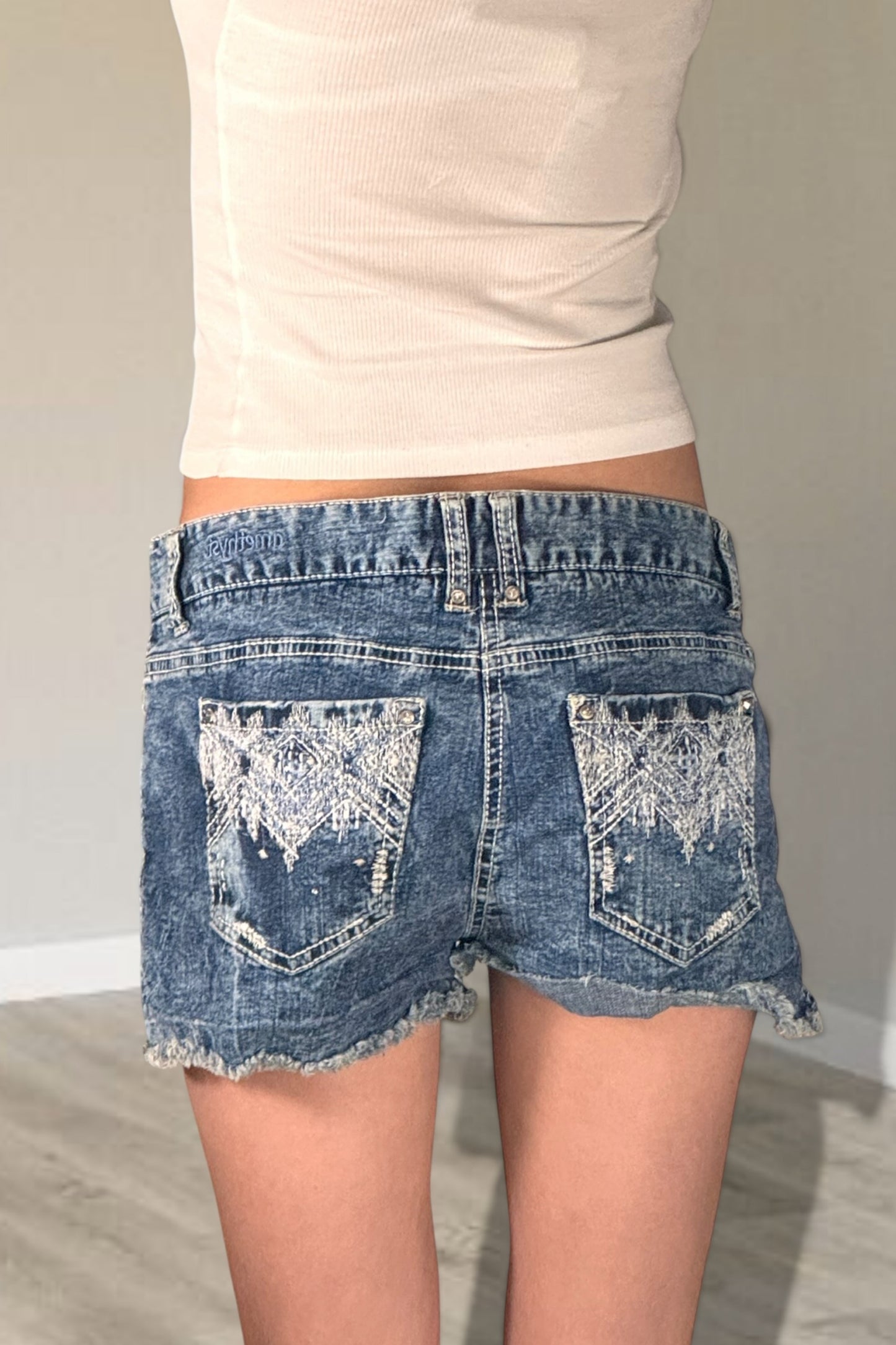 Low-rise jeans size: S