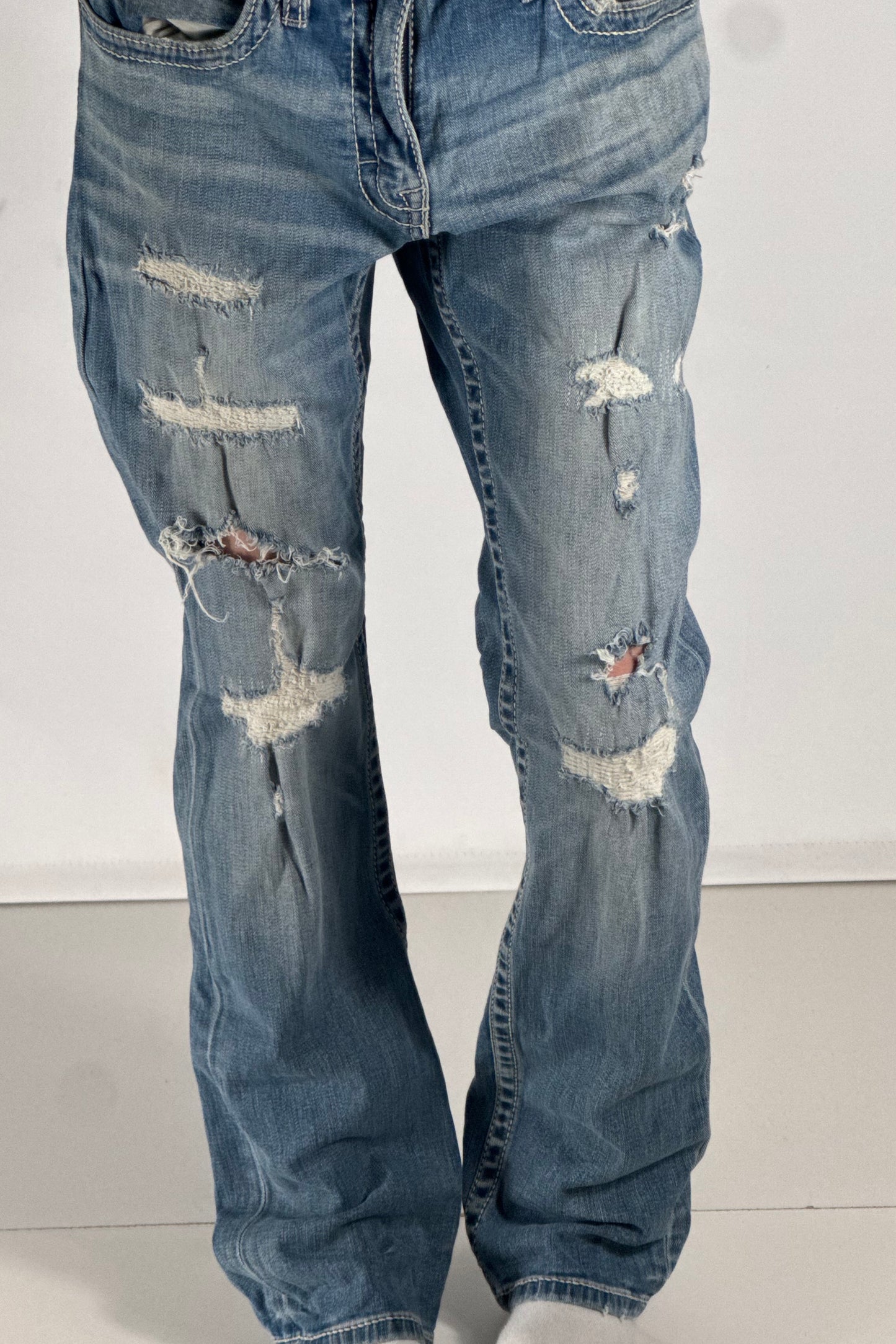 Utsvingte jeans str: