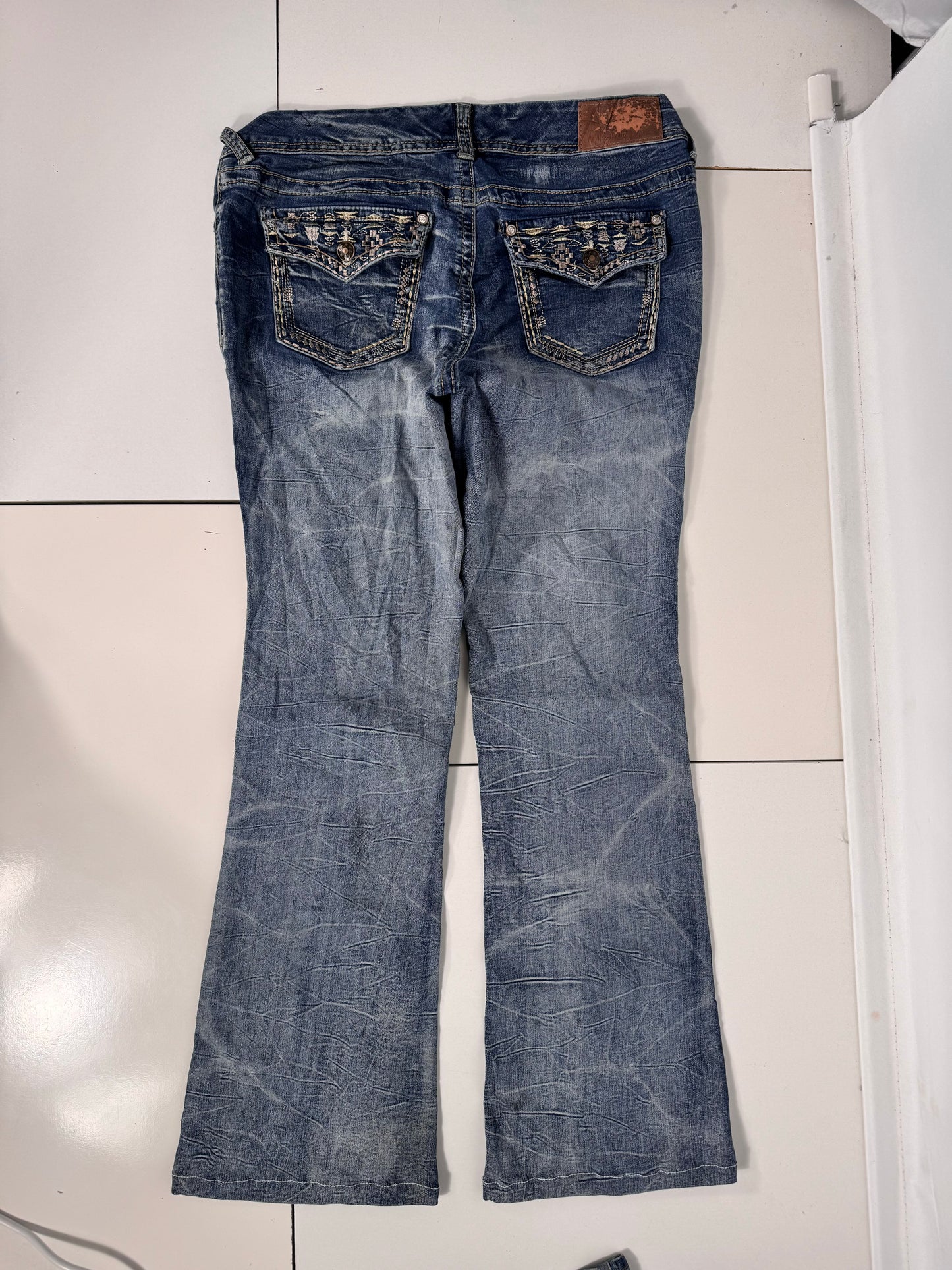 Utsvingte jeans str: M