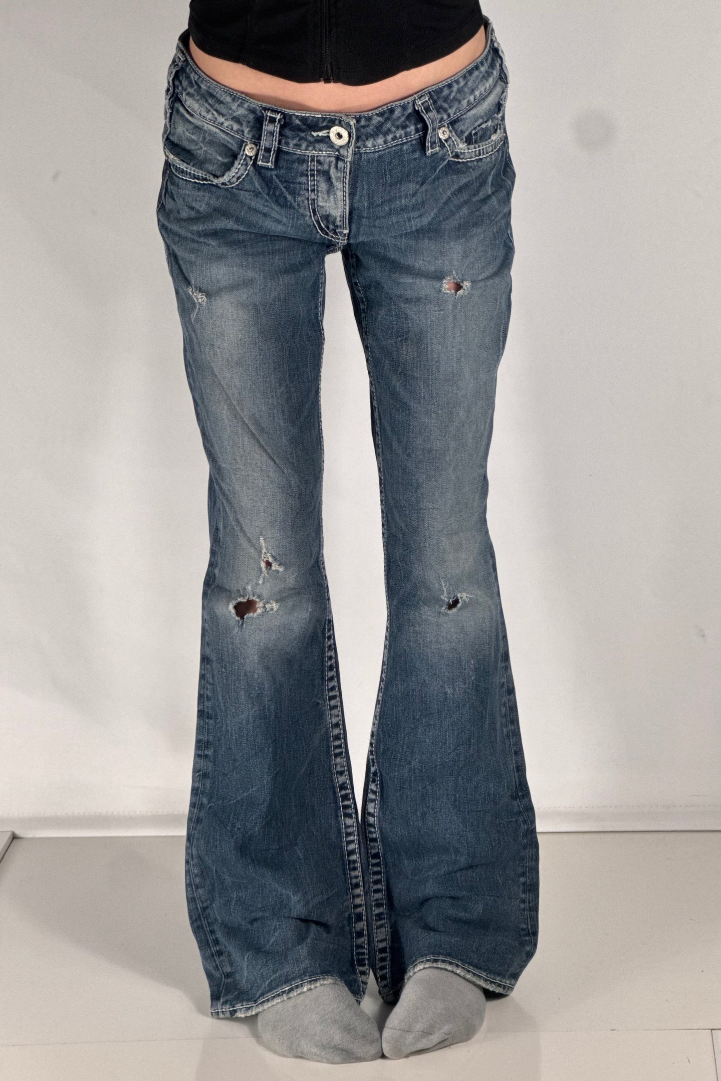 Lågmidjade jeans stl: M