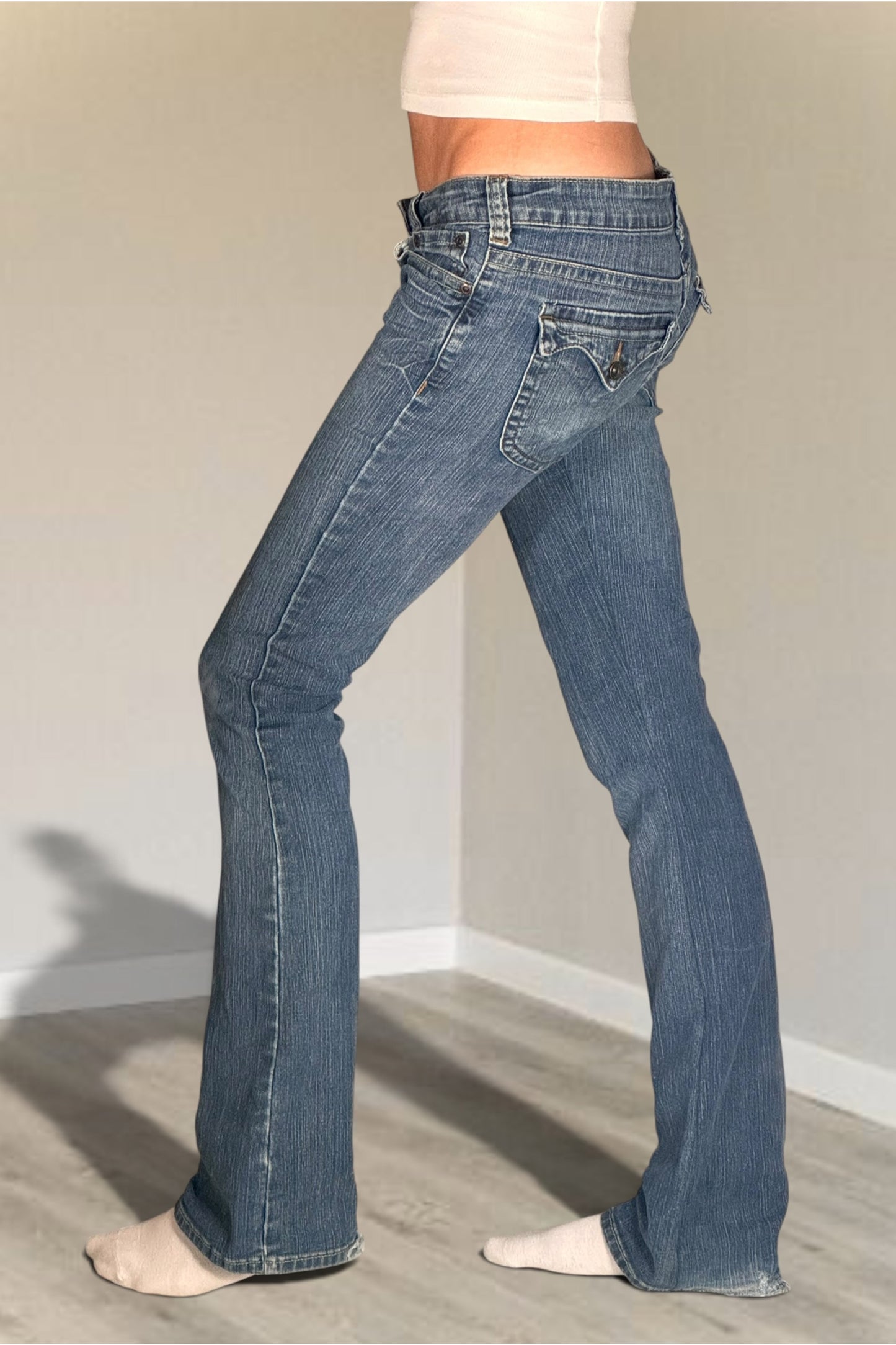 Low-rise jeans size: S