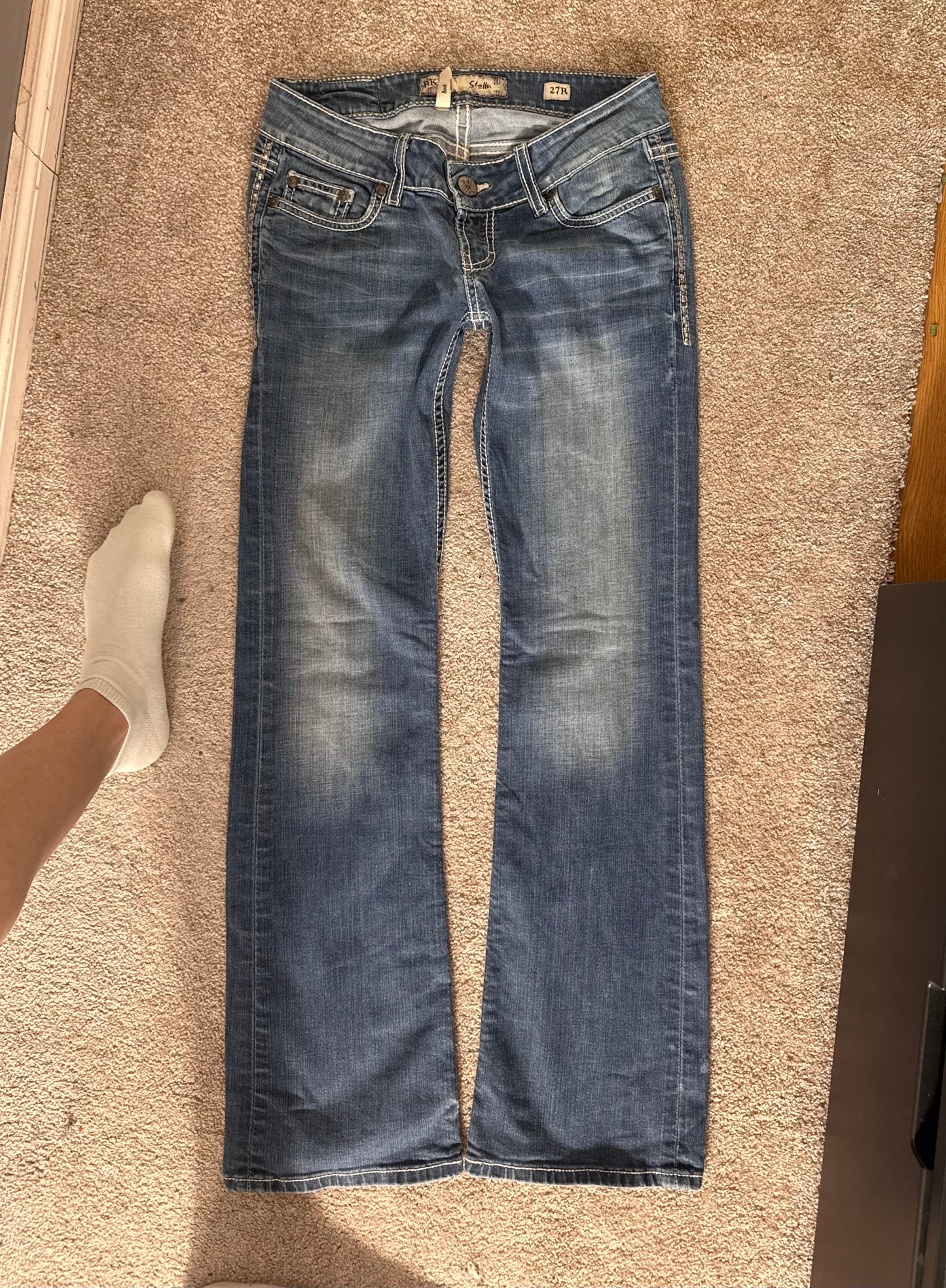 Lågmidjade jeans stl: (kopia 21)