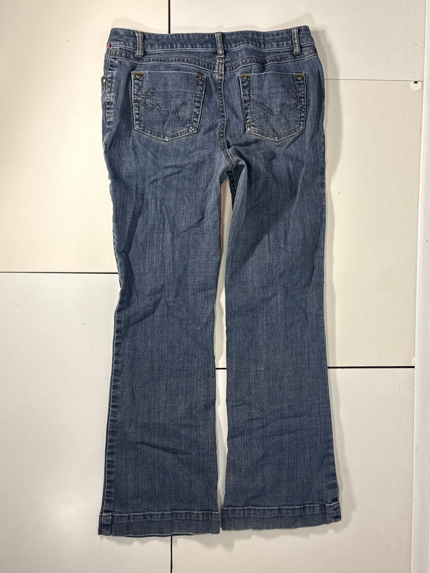 Utsvängda jeans stl: S