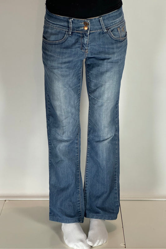 Lågmidjade jeans stl: M