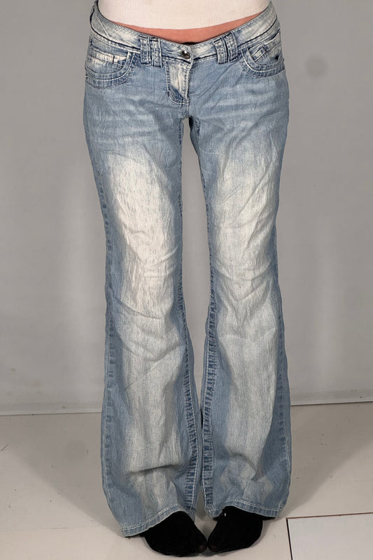 Lågmidjade jeans stl: M