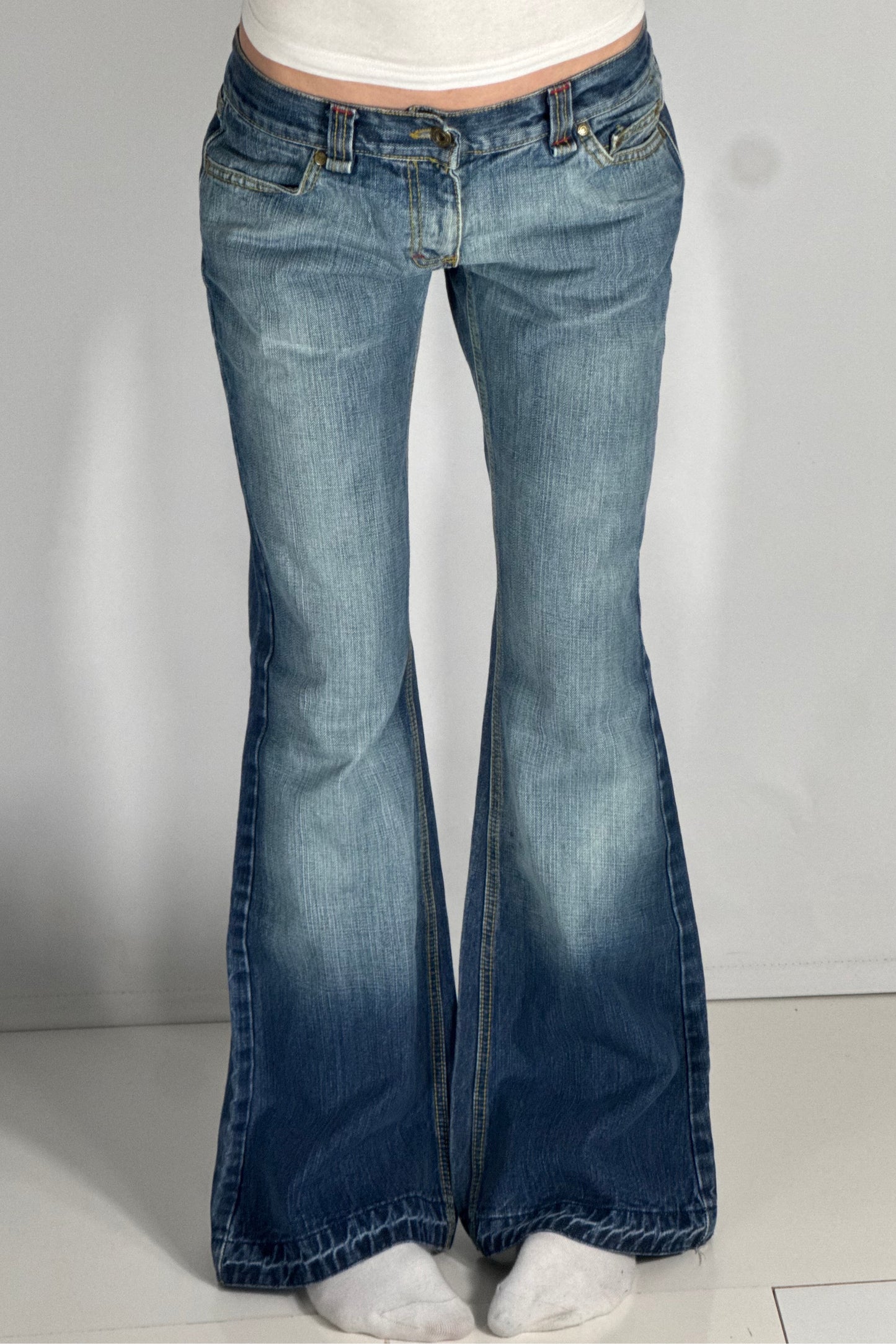 Lågmidjade jeans stl: S