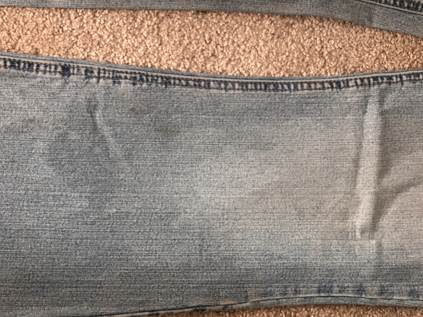 Utsvängda jeans stl: S