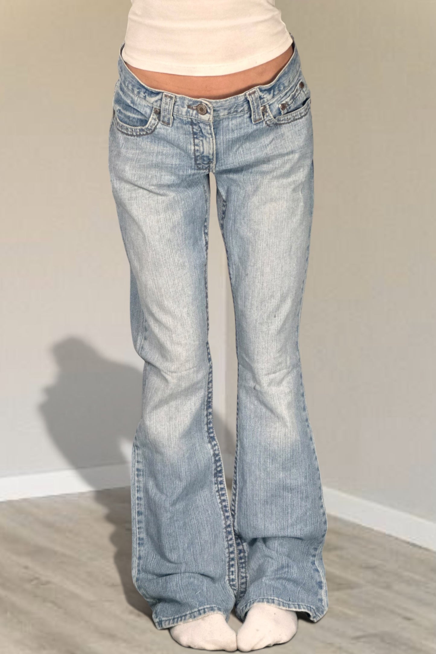 Lågmidjade jeans stl: (kopia 43)
