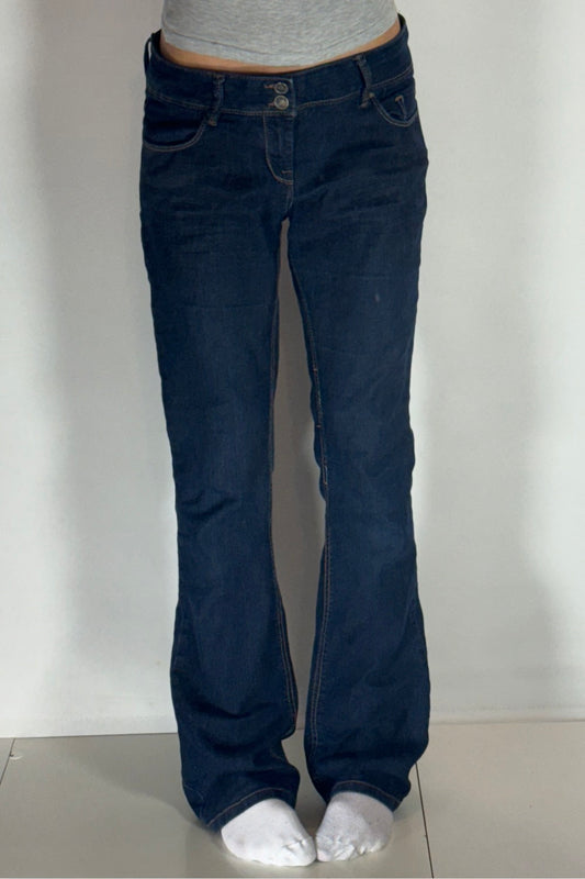 Lågmidjade jeans–stl: M