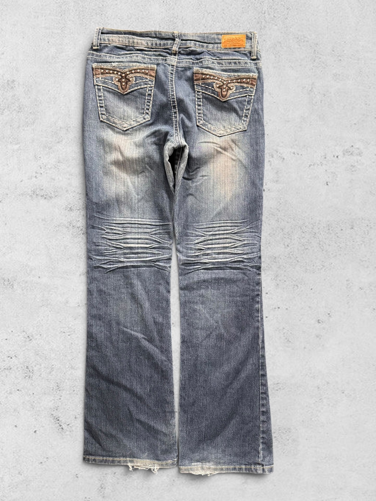Utsvängda jeans stl: S