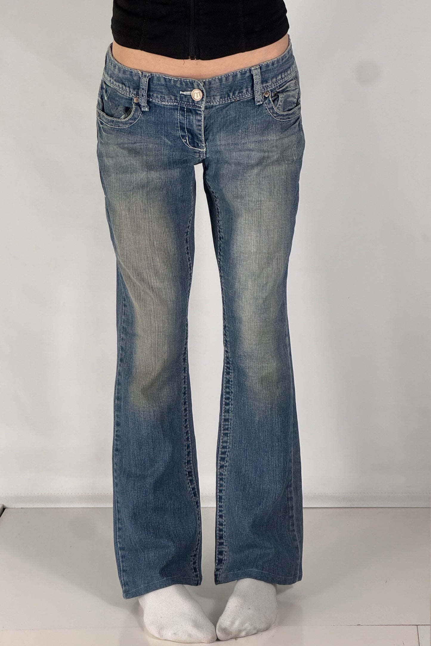 Lågmidjade jeans stl: M