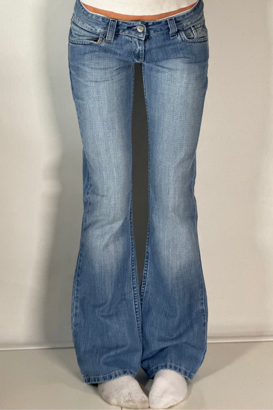 Lågmidjade jeans stl: S (W31/L34)