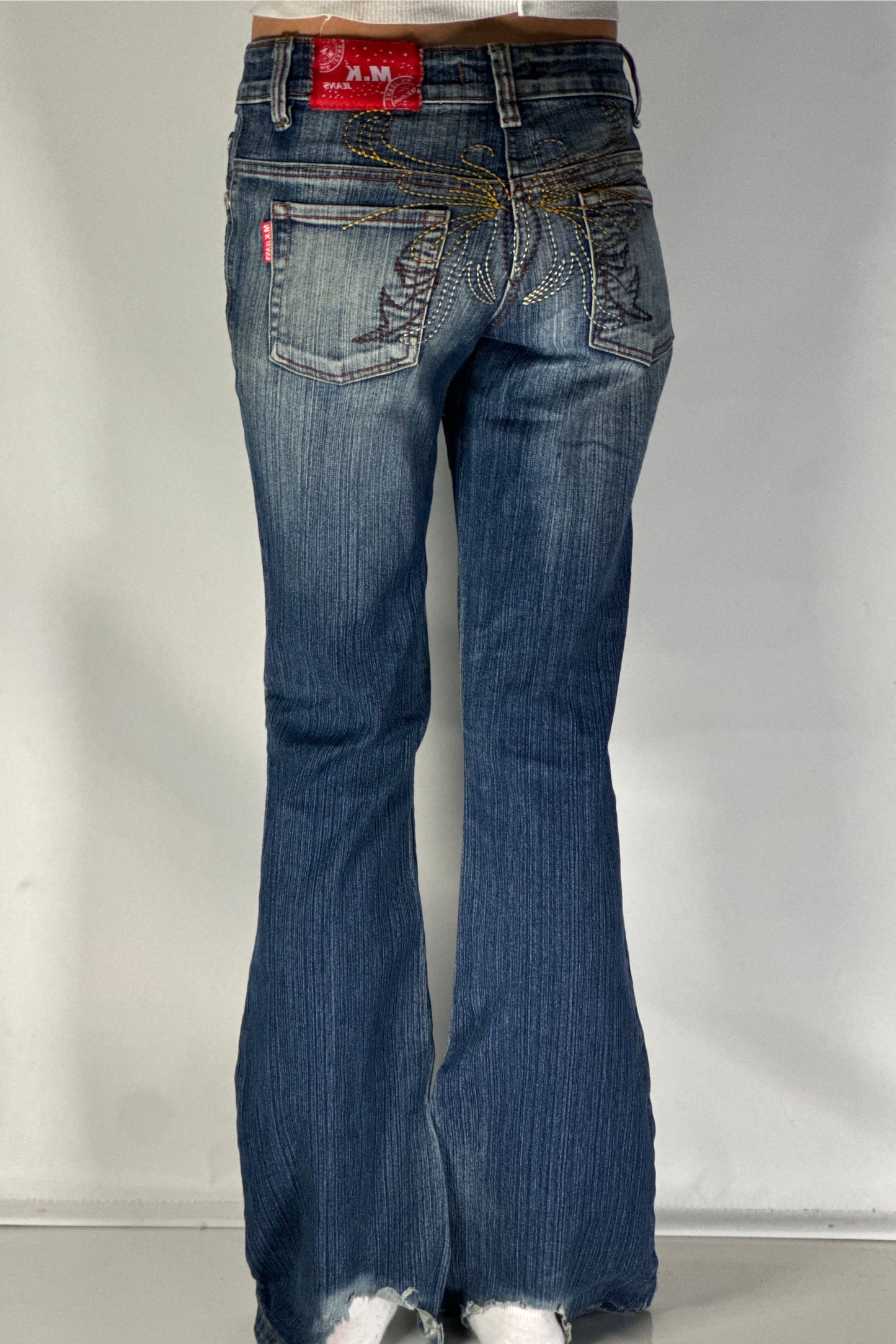 Utsvängda jeans stl: XS