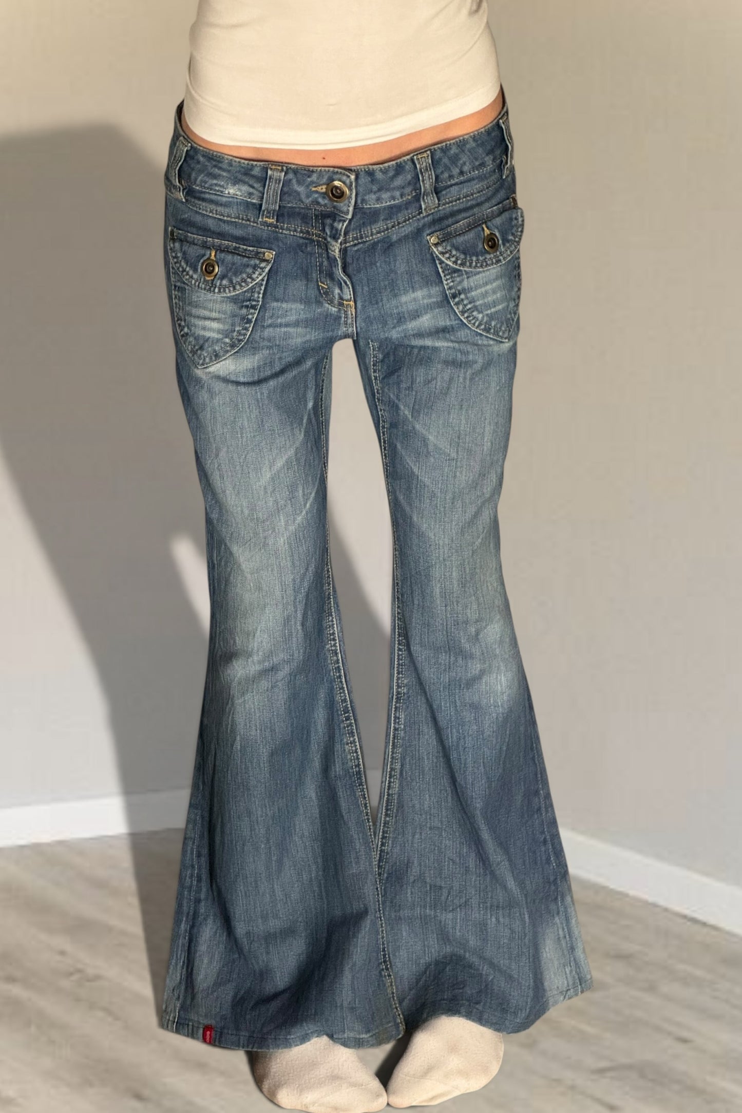 Lågmidjade jeans stl: (kopia 41)