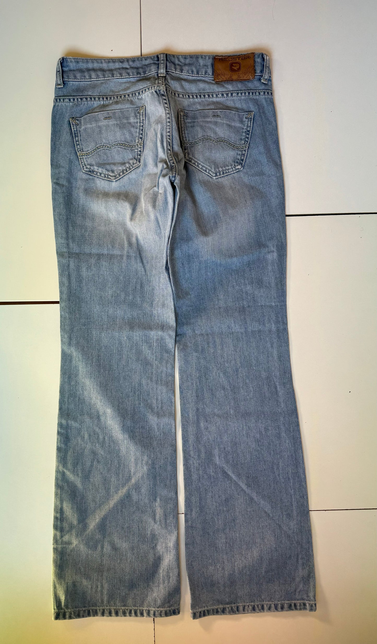 Lågmidjade jeans–stl: M