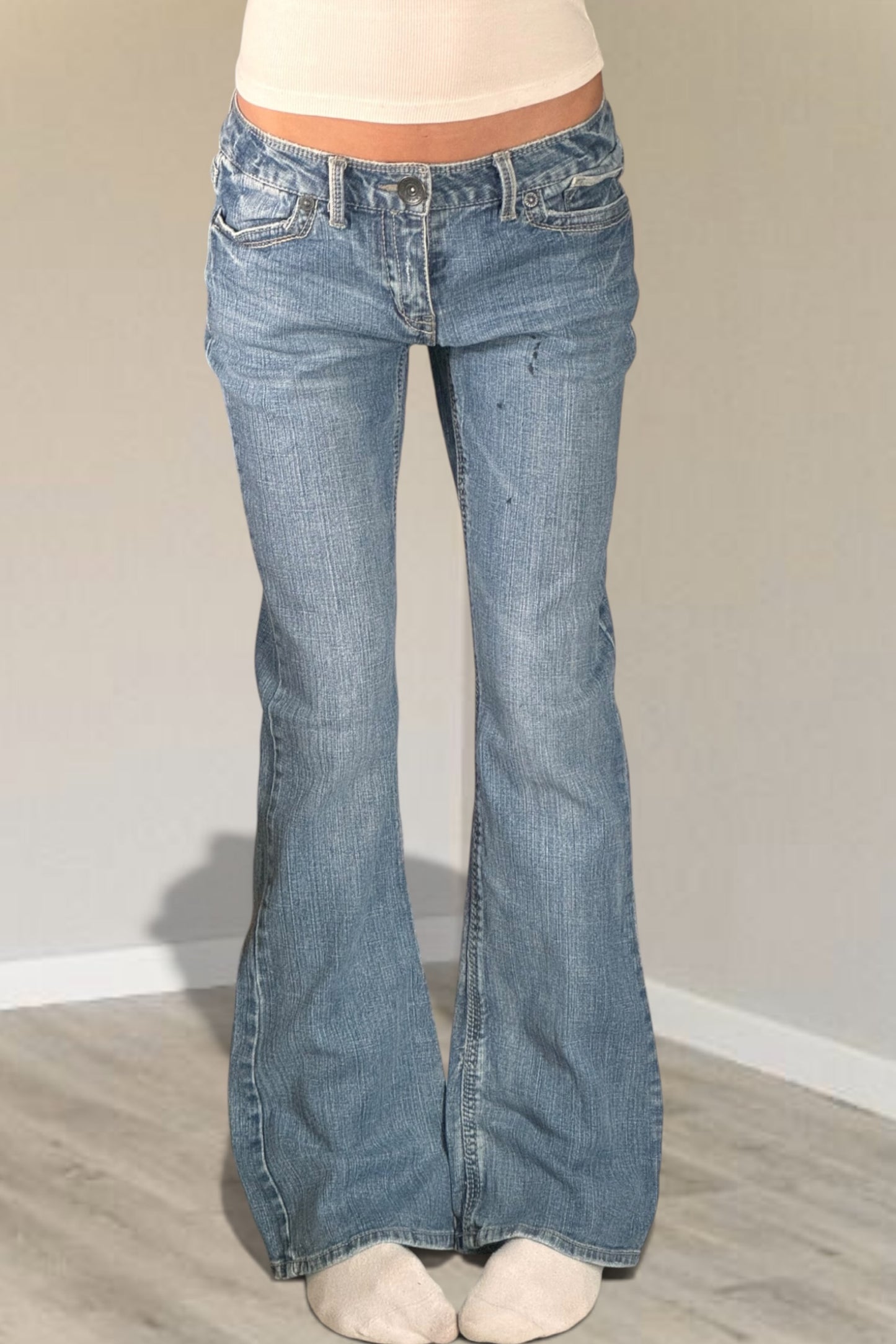 Low-rise jeans size: (copy 6)
