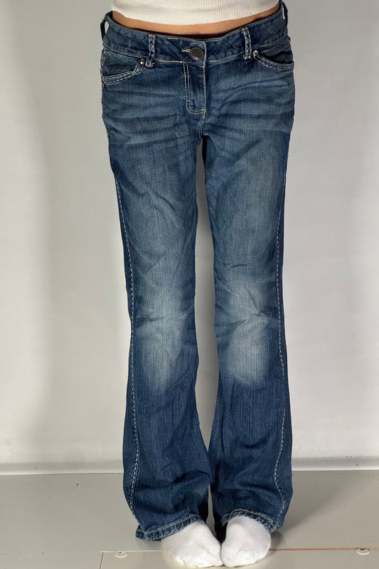 Lågmidjade jeans stl: M