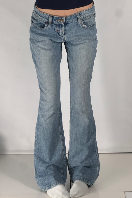 Lågmidjade jeans stl: M