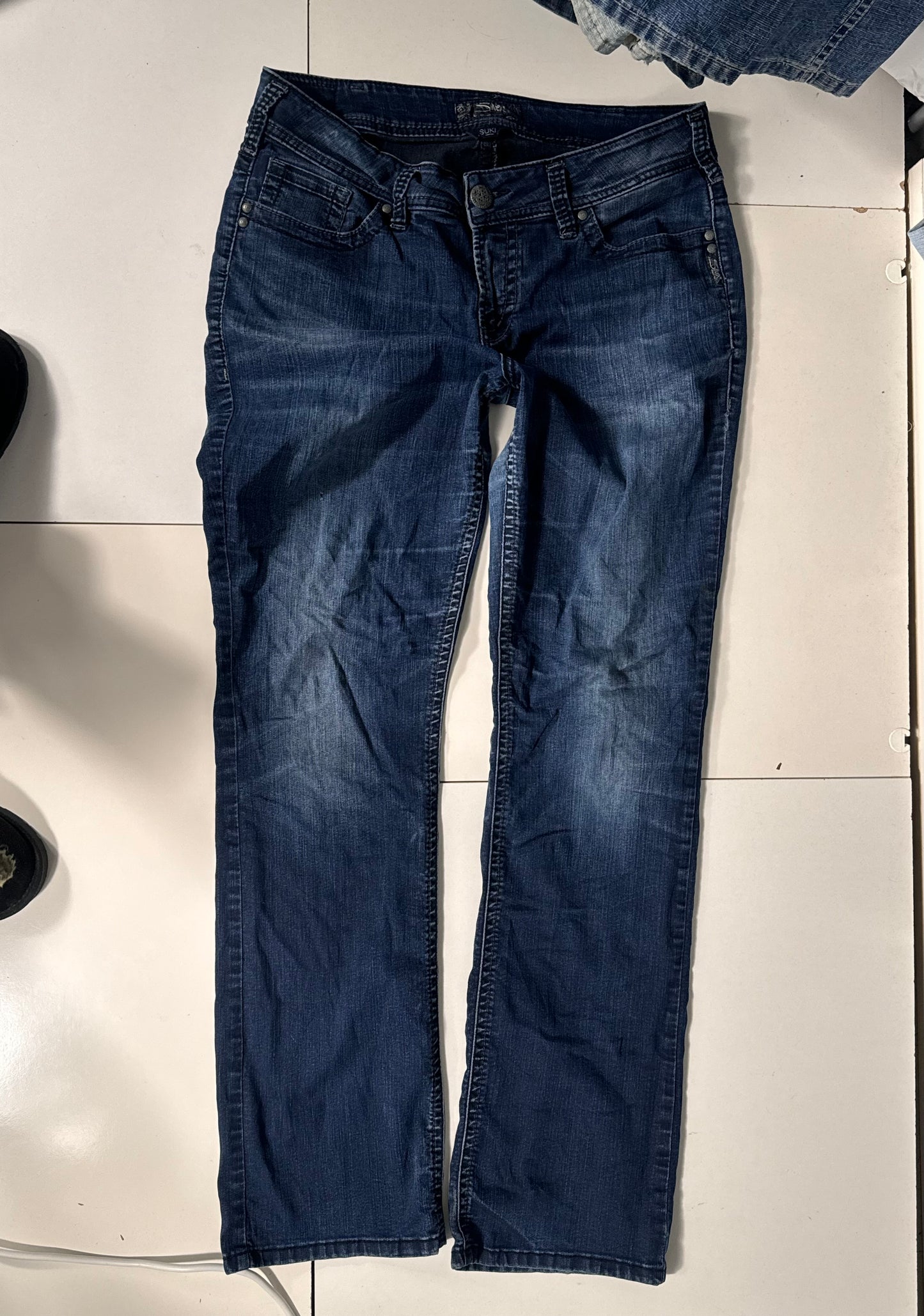 Utsvängda jeans stl: L